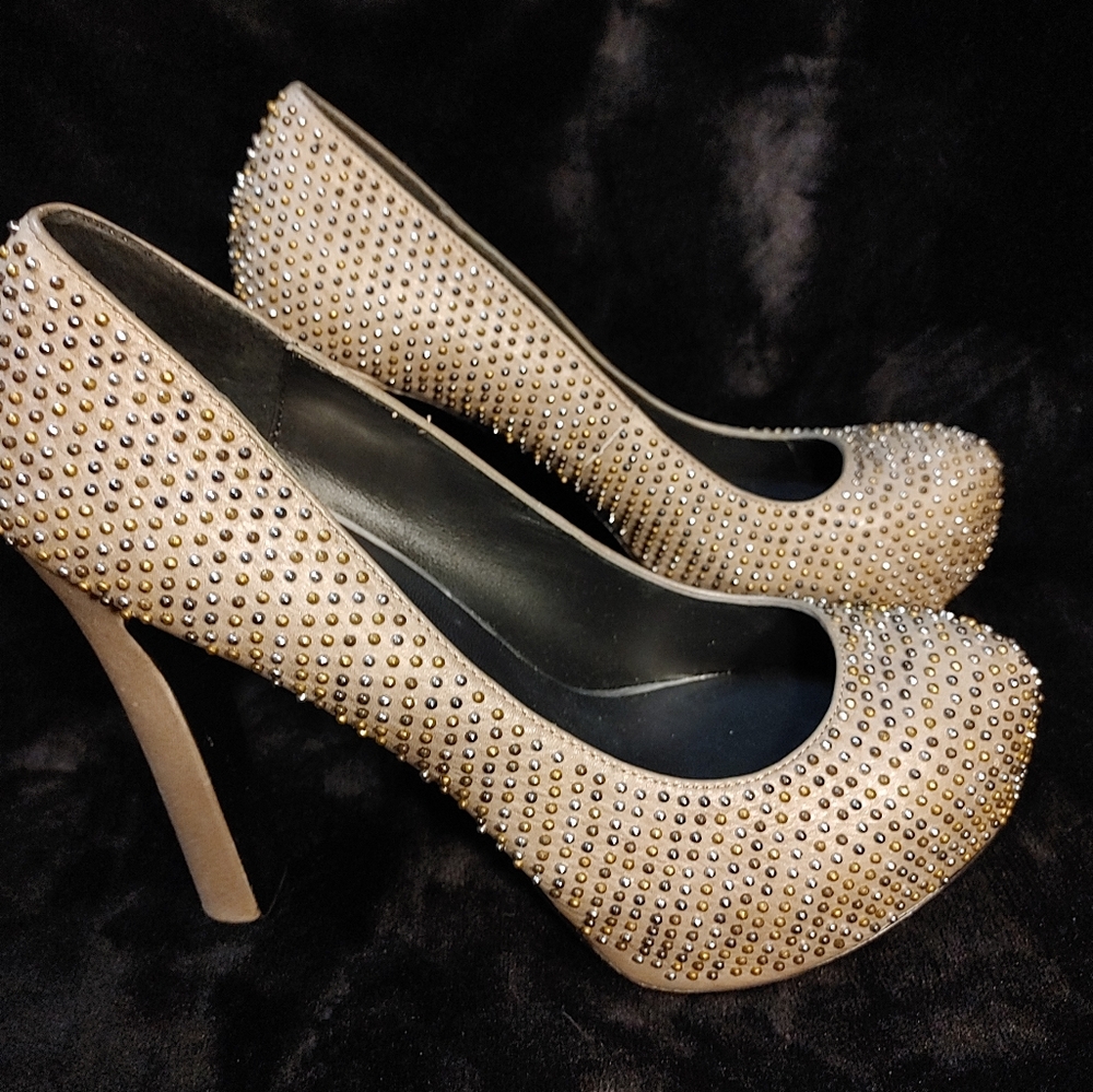 Neiman Marcus Cream Crystal Embellished Heels